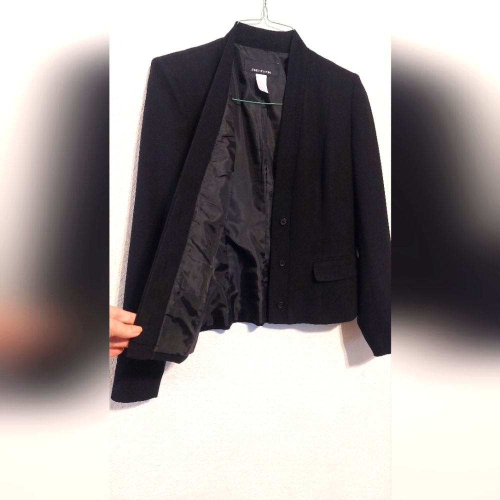 Sharp, size 10, black, Jones NY blazer